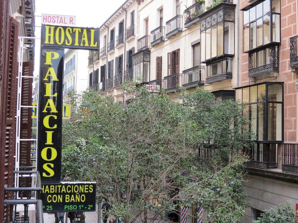 Hostal Palacios Fuencarral Madrid Exterior foto
